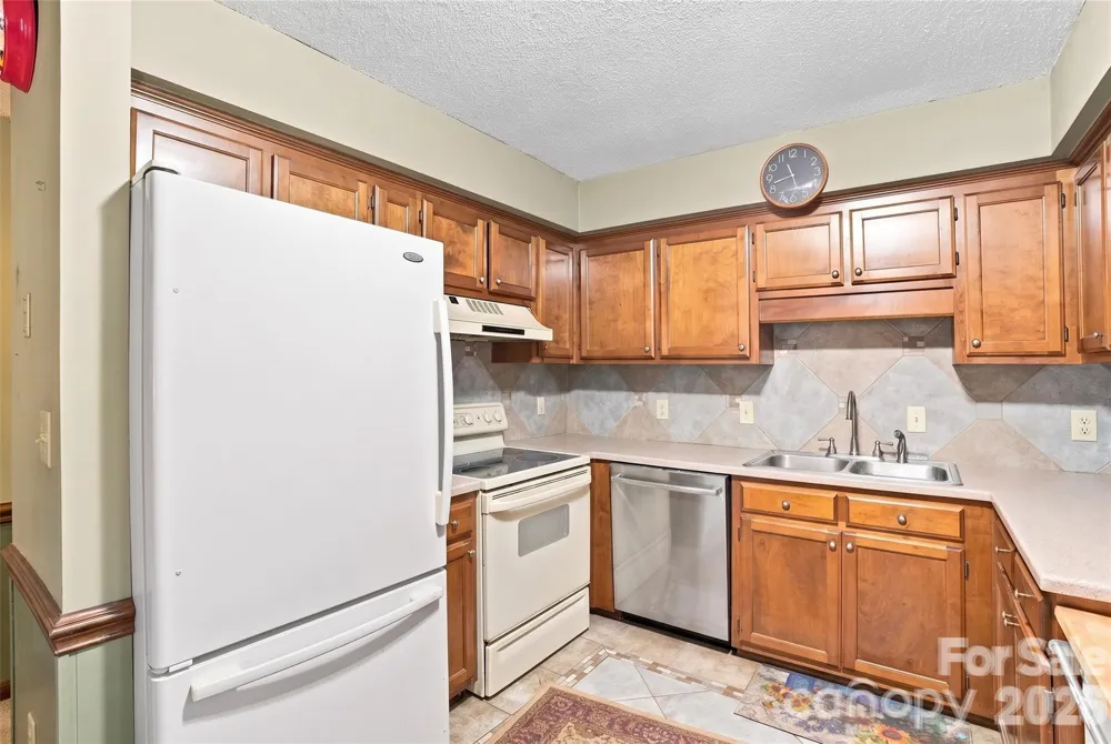 714 Springwood Drive Mount Gilead, NC 27306