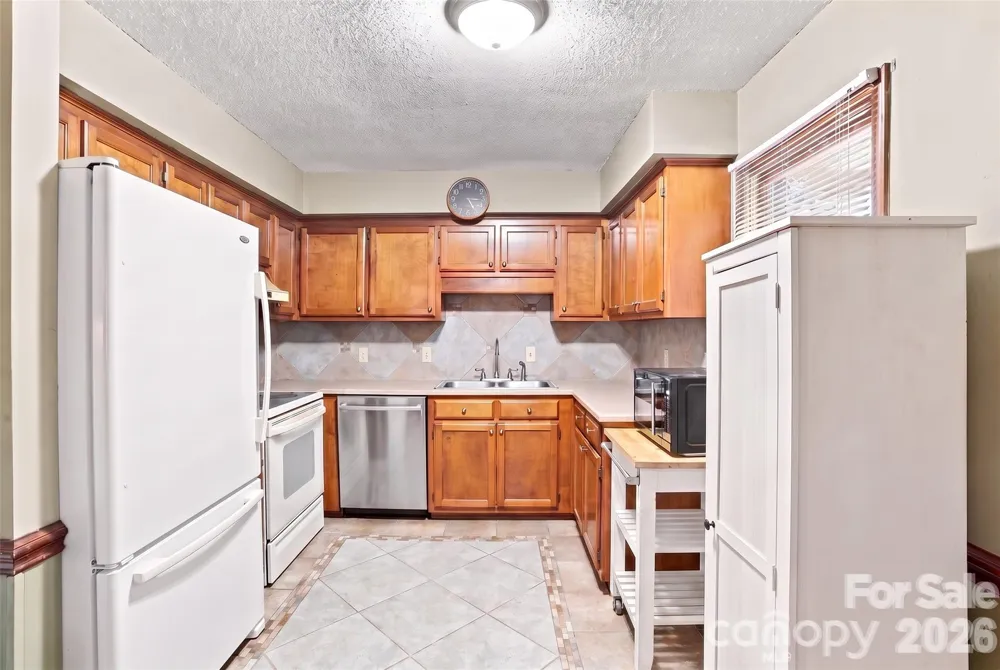 714 Springwood Drive Mount Gilead, NC 27306