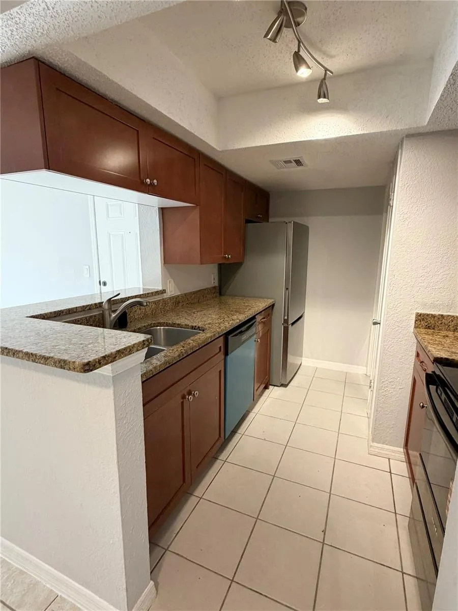 10200 GANDY BOULEVARD #915 St Petersburg, FL 33702