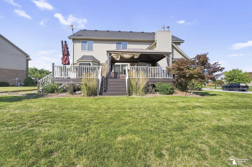 27012 Mary Court Flat Rock City, MI 48134