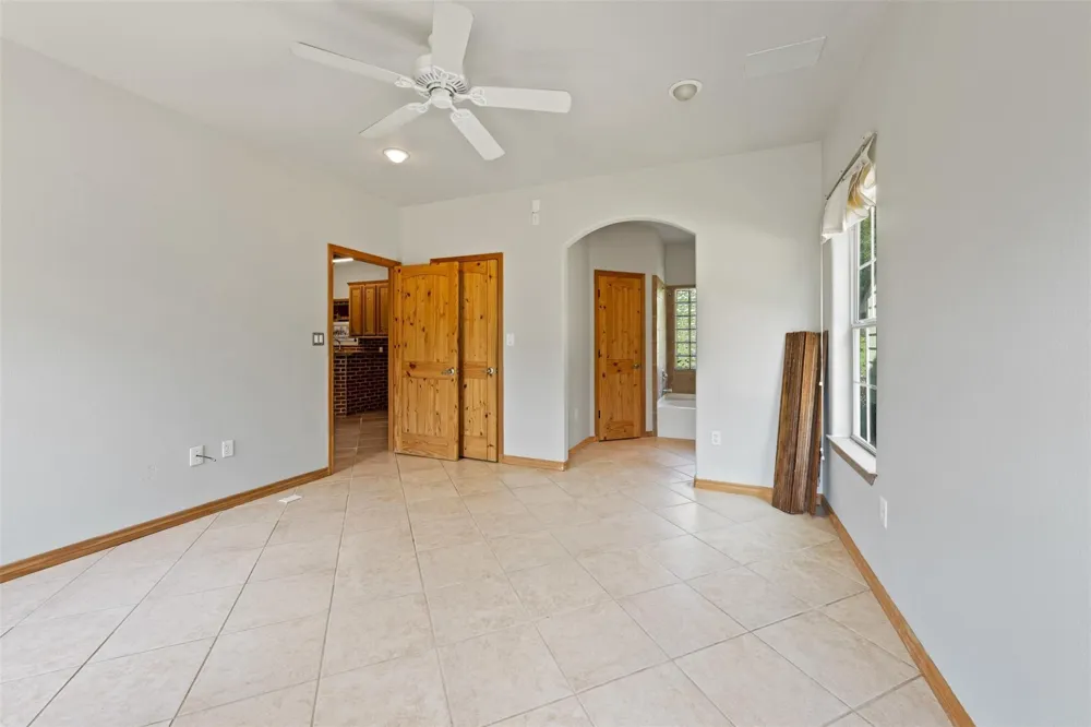 714 Shawnee Conroe, TX 77316