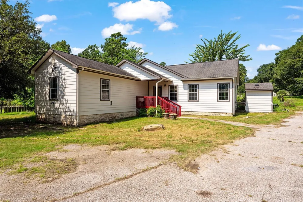 714 Shawnee Conroe, TX 77316