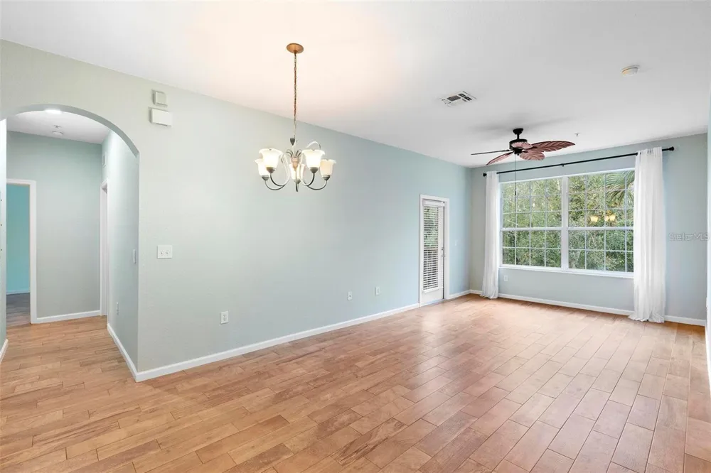 6265 CONTESSA DRIVE #210 Orlando, FL 32829