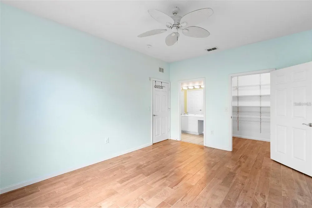 6265 CONTESSA DRIVE #210 Orlando, FL 32829