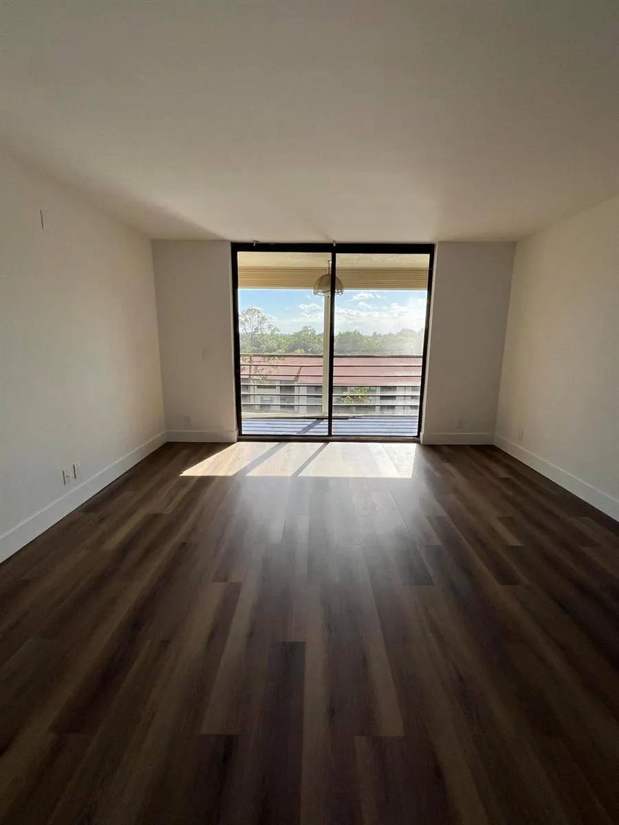 7770 TAHITI LANE #504 Lake Worth, FL 33467