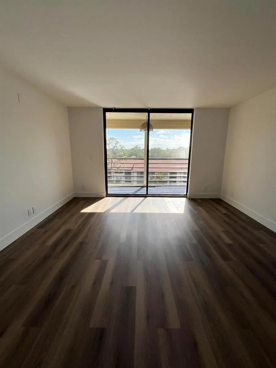 7770 TAHITI LANE #504 Lake Worth, FL 33467