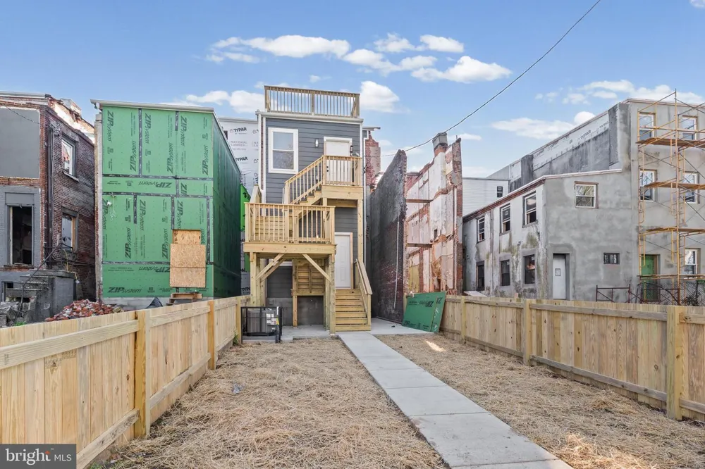530 CARROLLTON AVENUE Baltimore, MD 21223