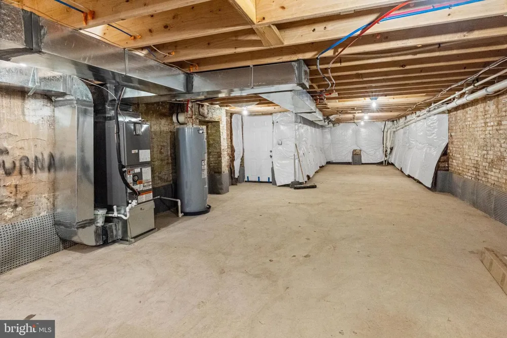530 CARROLLTON AVENUE Baltimore, MD 21223