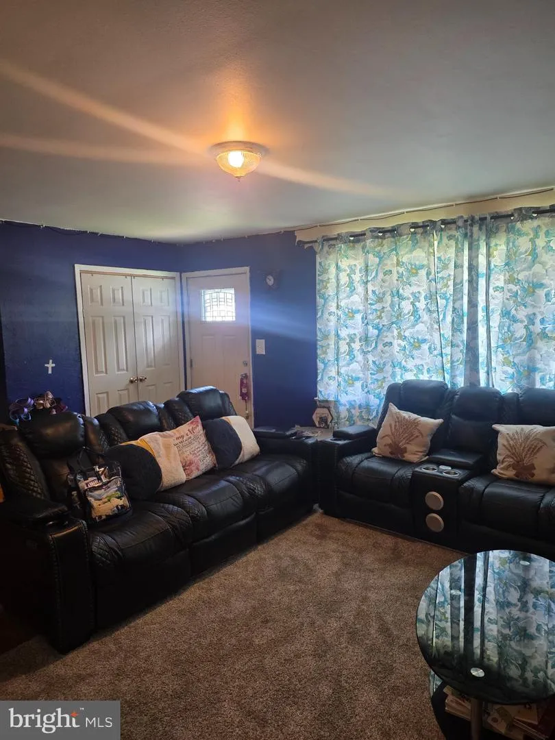 7511 NEWBERRY LANE Lanham, MD 20706