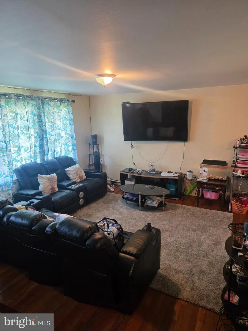 7511 NEWBERRY LANE Lanham, MD 20706