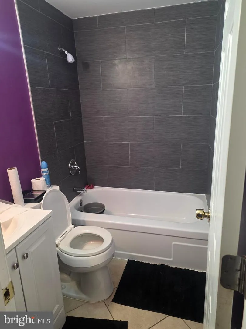 7511 NEWBERRY LANE Lanham, MD 20706