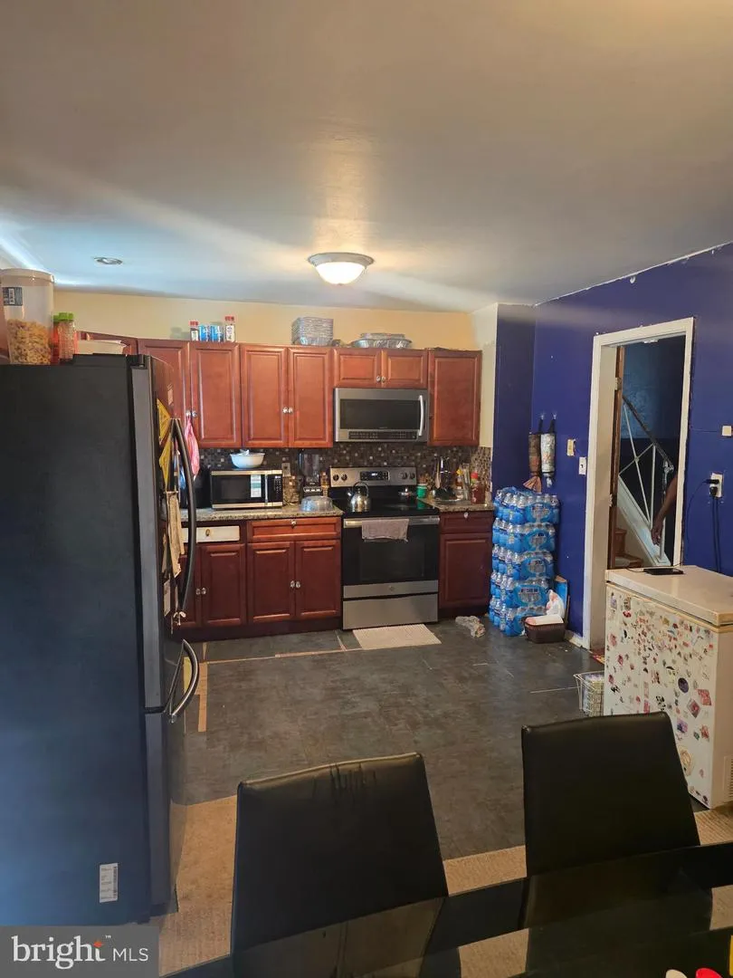 7511 NEWBERRY LANE Lanham, MD 20706