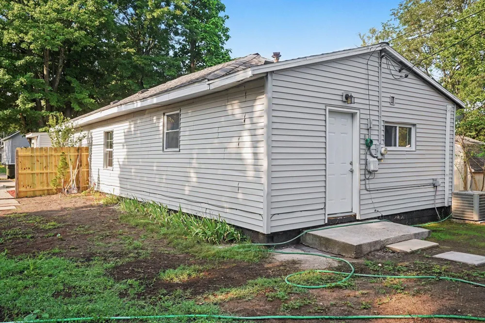 1234 Langeland Avenue Muskegon City, MI 49442