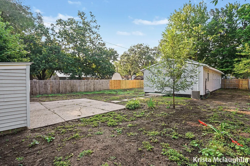 1234 Langeland Avenue Muskegon City, MI 49442