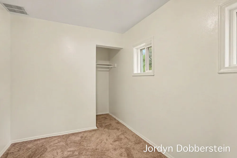 1234 Langeland Avenue Muskegon City, MI 49442