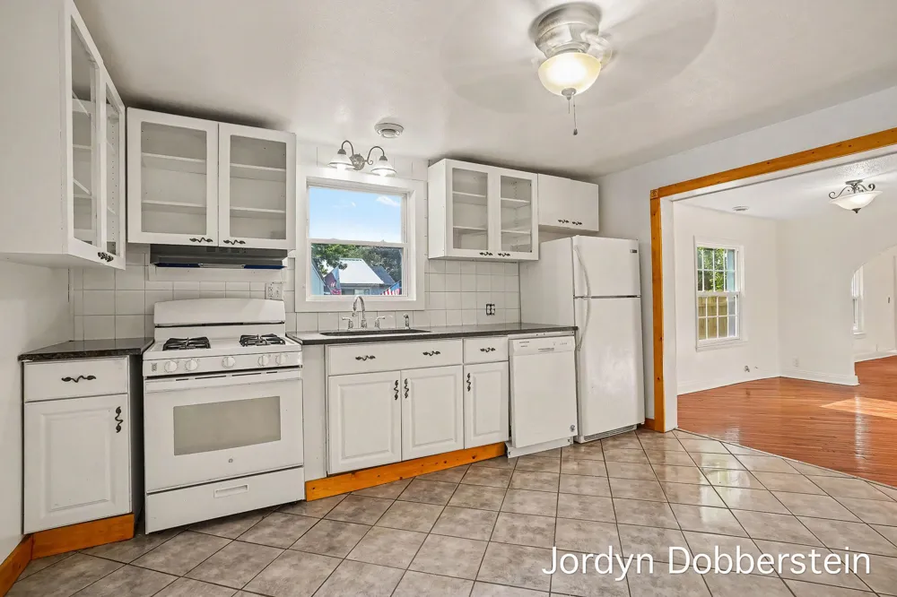 1234 Langeland Avenue Muskegon City, MI 49442