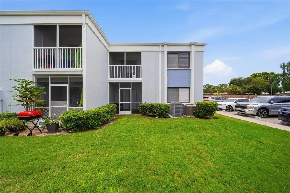 5310 26TH STREET W #804 Bradenton, FL 34207