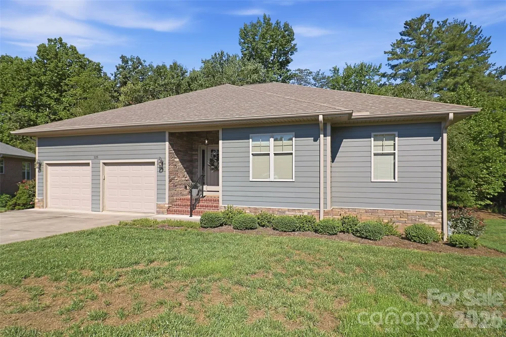 125 Beechmont Drive Morganton, NC 28655