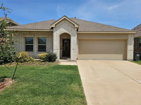 1216 Smoketree Lane