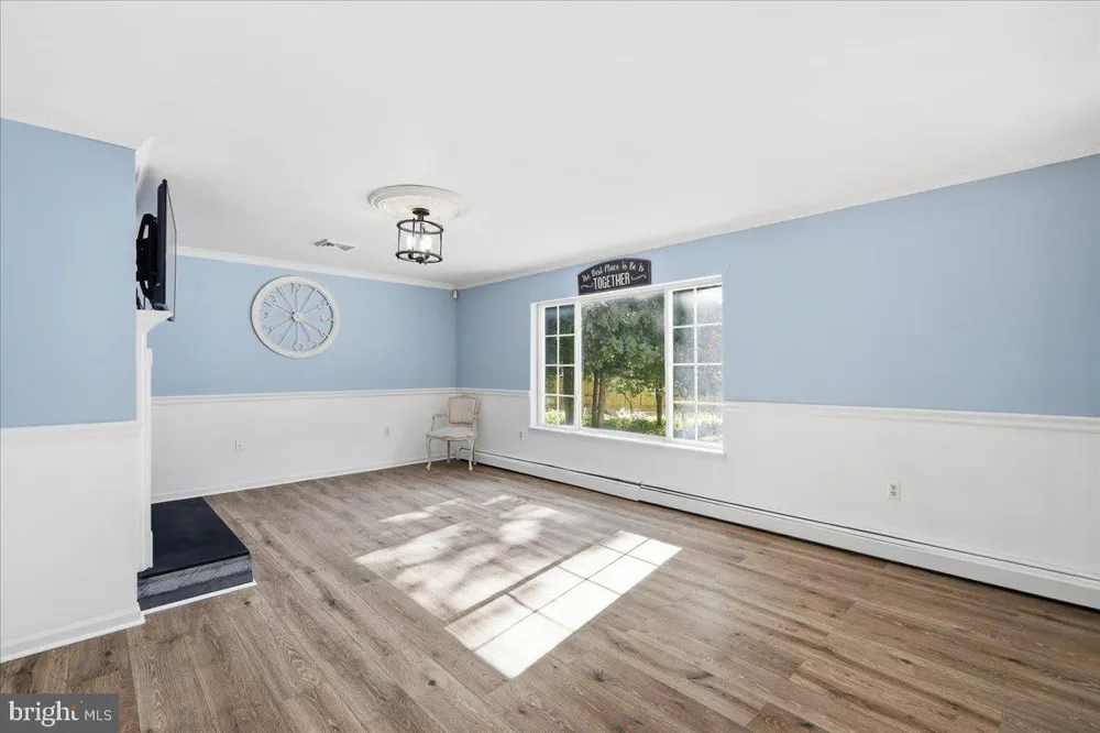 161 ACORN LANE Stroudsburg, PA 18360