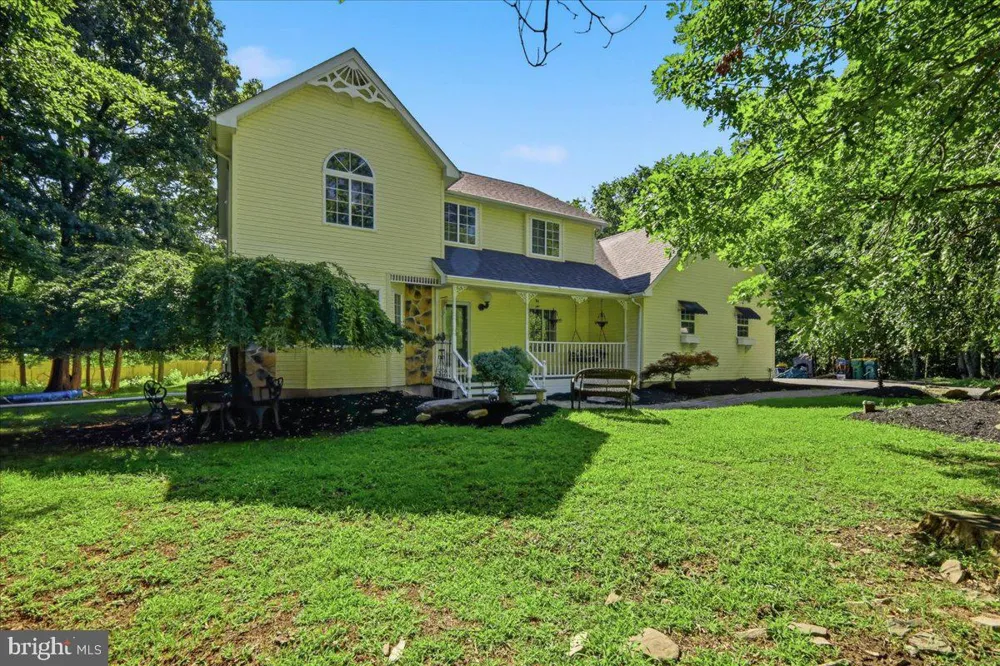 161 ACORN LANE Stroudsburg, PA 18360