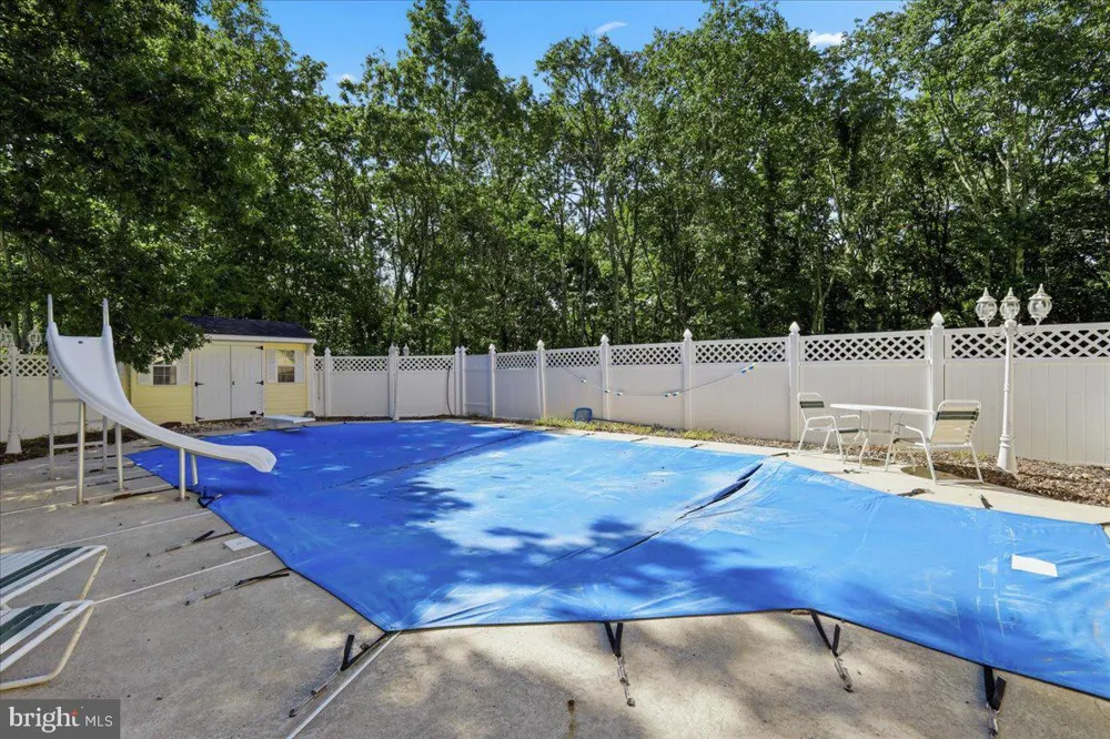 161 ACORN LANE Stroudsburg, PA 18360