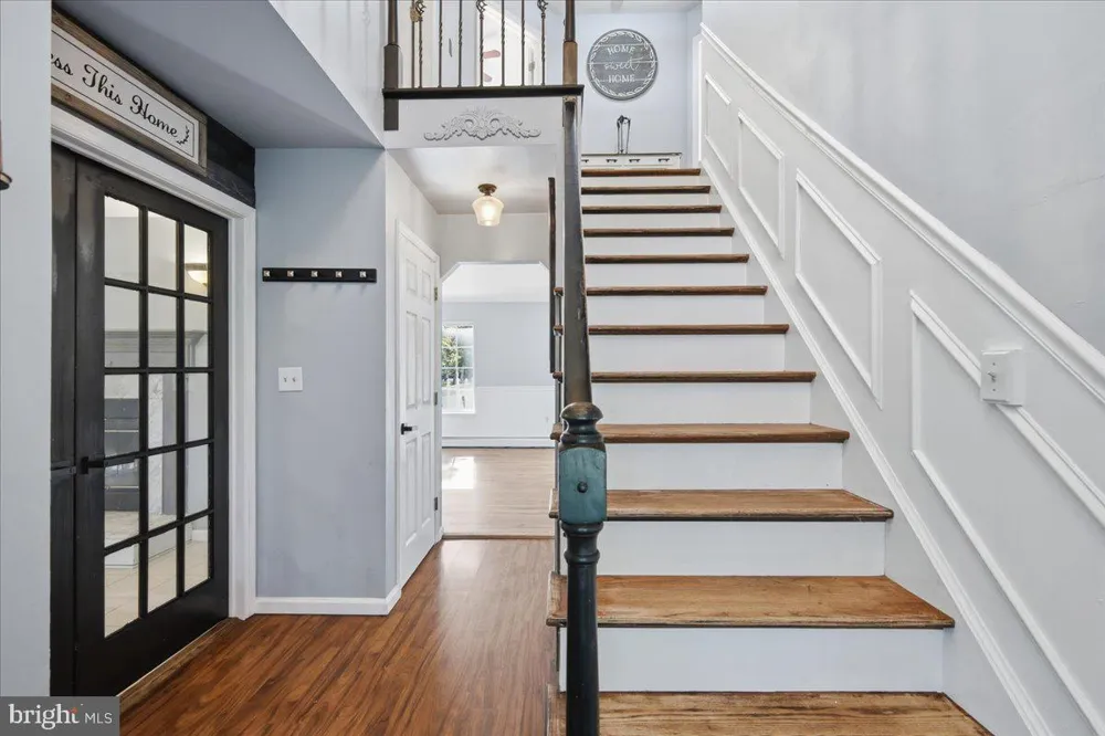 161 ACORN LANE Stroudsburg, PA 18360