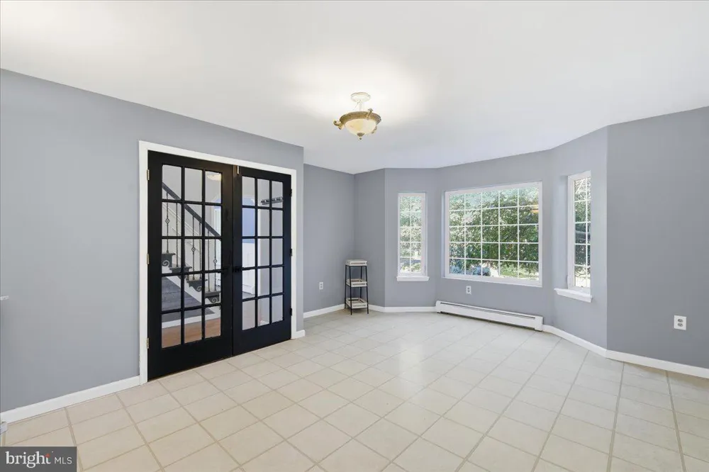161 ACORN LANE Stroudsburg, PA 18360