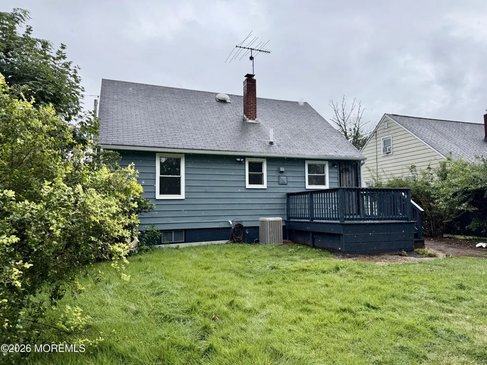 35 Unwin Drive Hamilton, NJ 08610