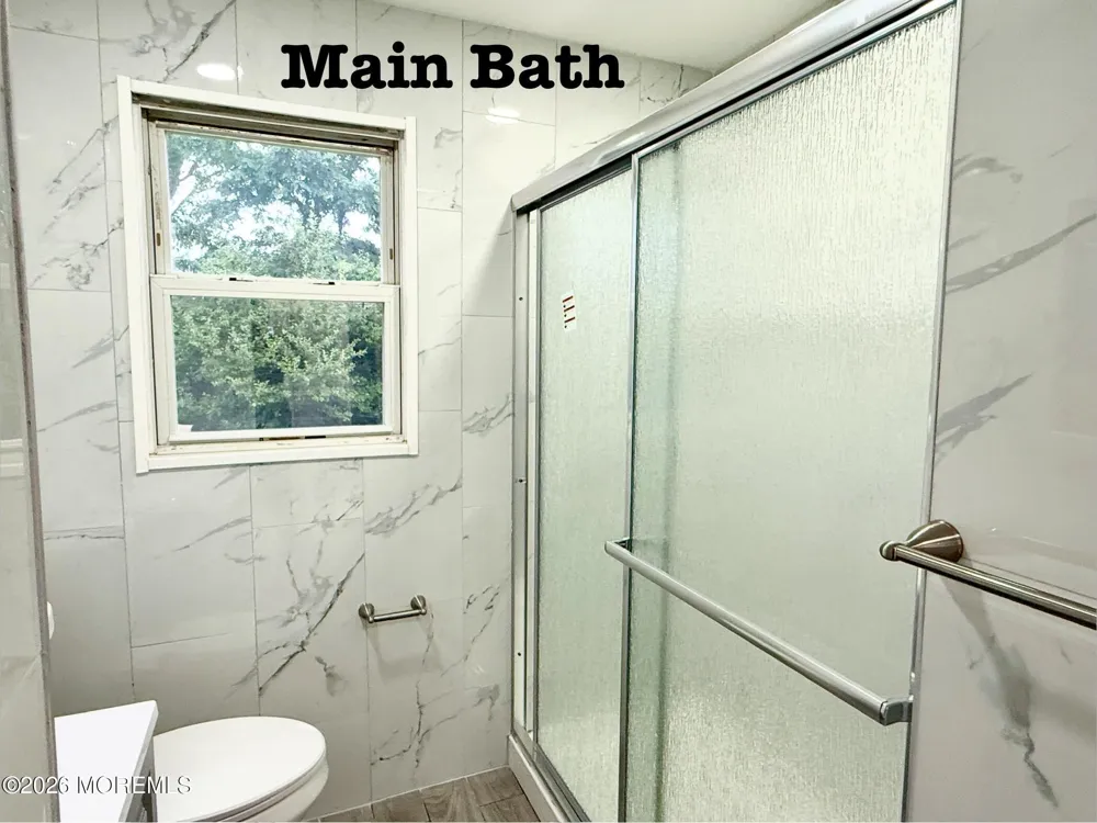 35 Unwin Drive Hamilton, NJ 08610