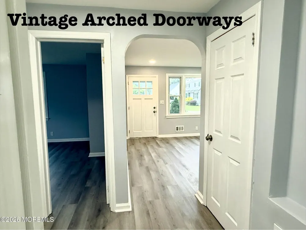 35 Unwin Drive Hamilton, NJ 08610