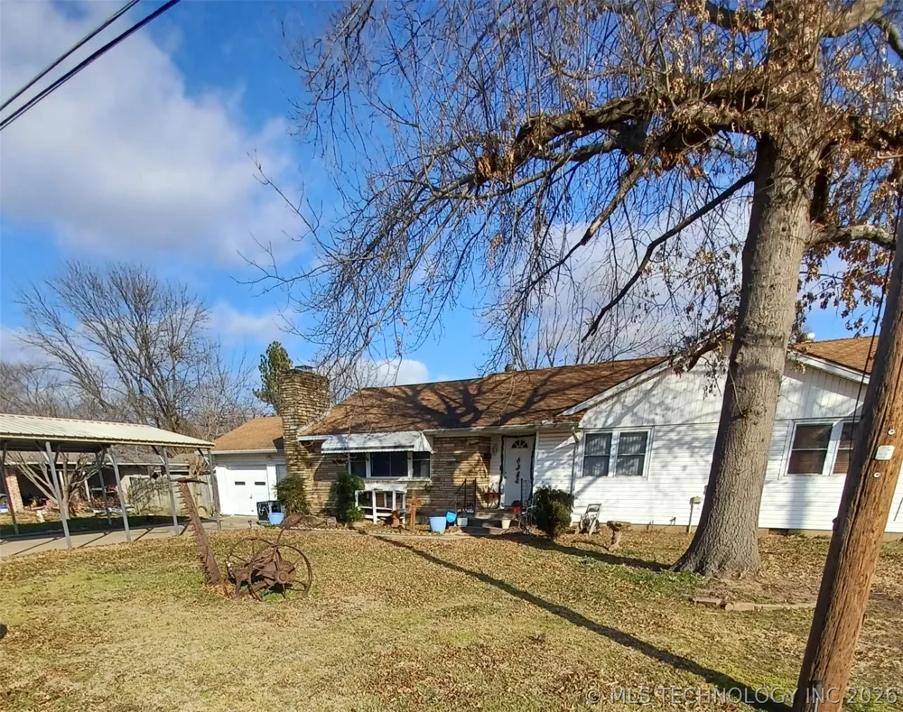 722 SW 4th Street Checotah, OK 74426