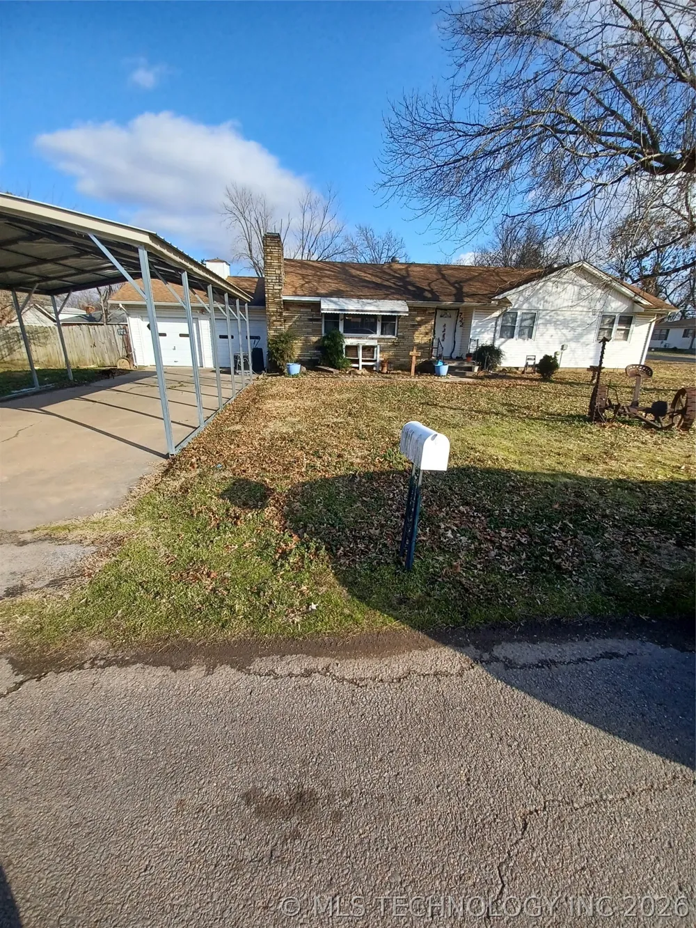 722 SW 4th Street Checotah, OK 74426