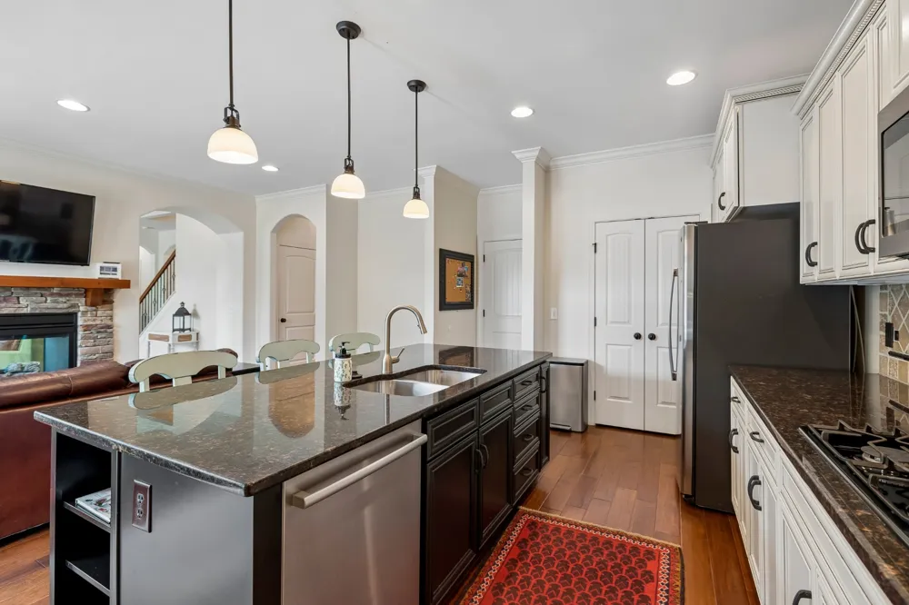 4404 Birdseye Ct Hermitage, TN 37076