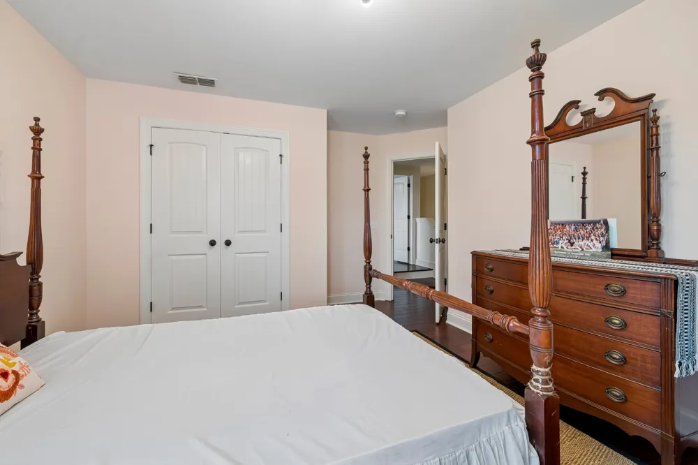 4404 Birdseye Ct Hermitage, TN 37076