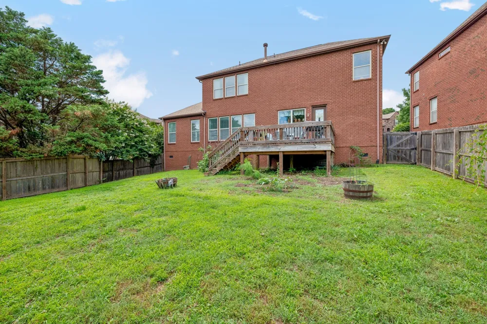 4404 Birdseye Ct Hermitage, TN 37076