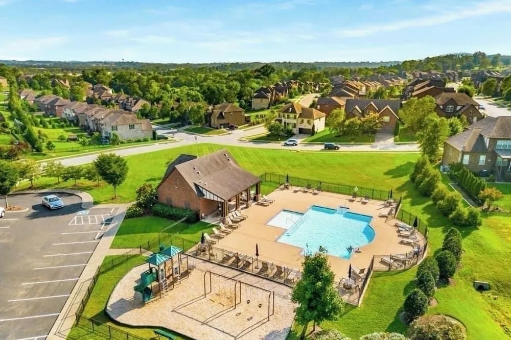4404 Birdseye Ct Hermitage, TN 37076