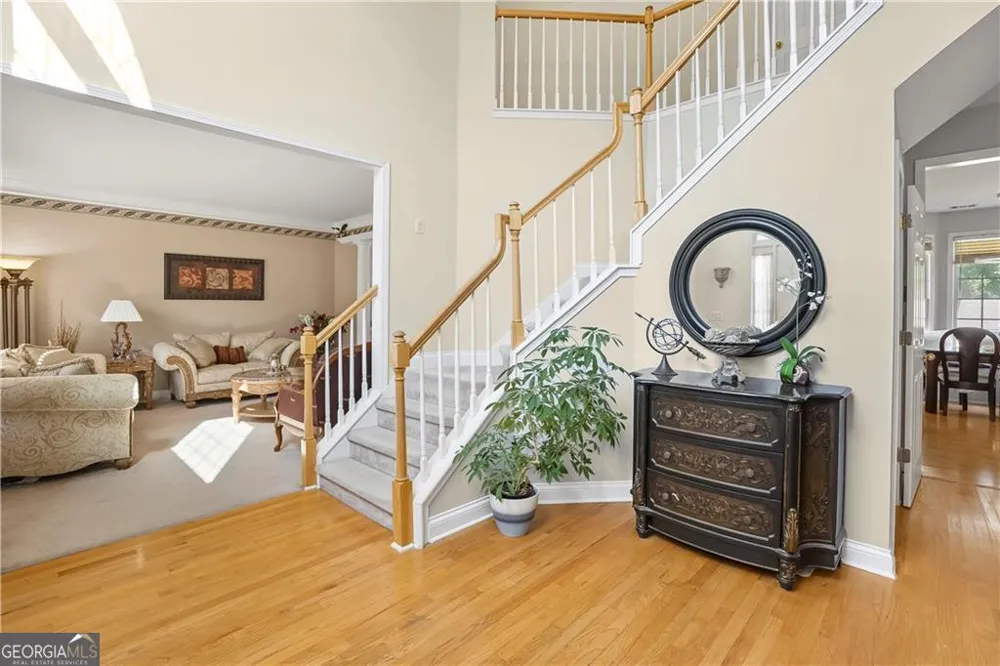 3884 Meandering WAY SW Lilburn, GA 30047