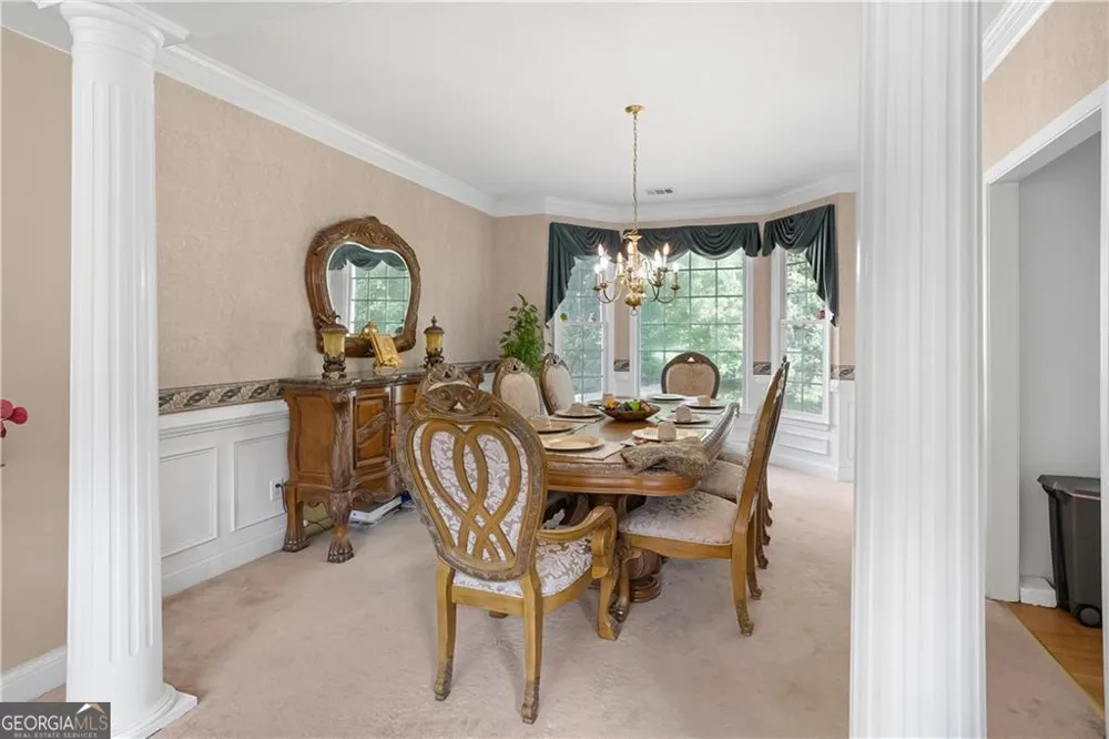 3884 Meandering WAY SW Lilburn, GA 30047
