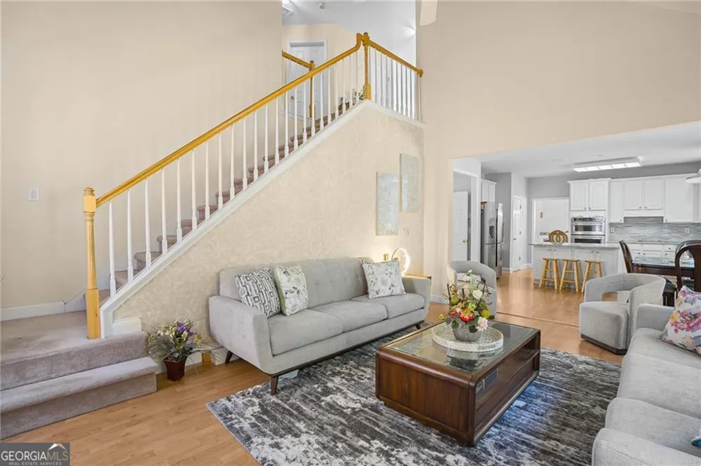 3884 Meandering WAY SW Lilburn, GA 30047