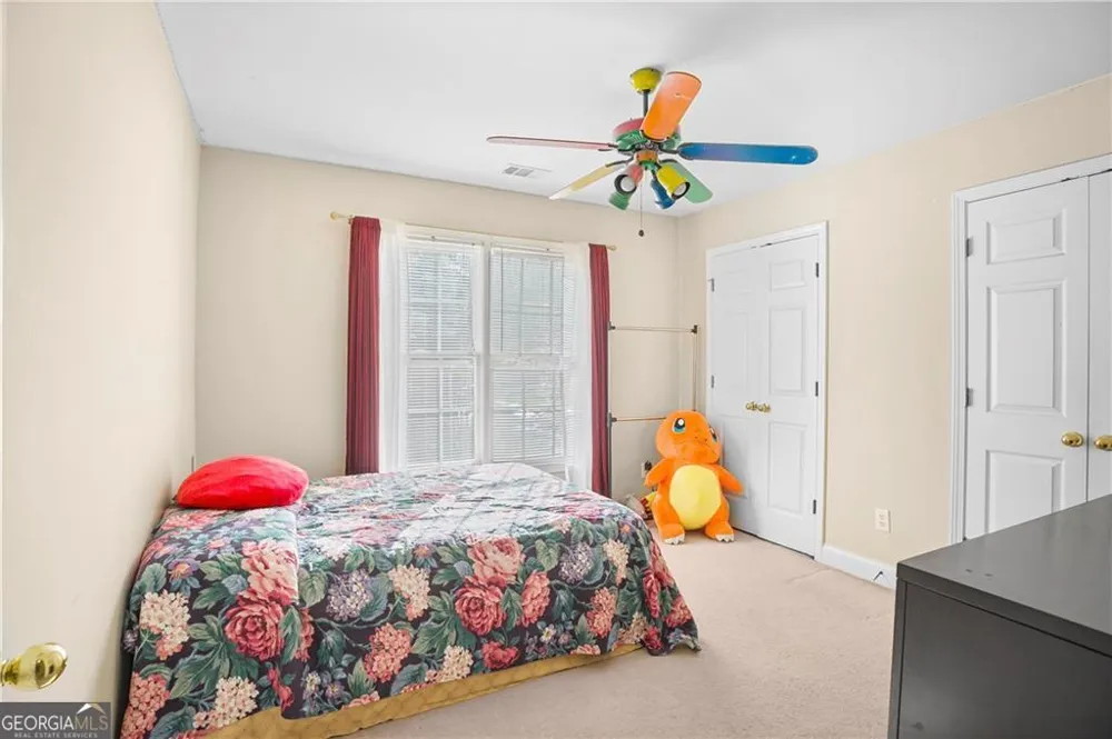 3884 Meandering WAY SW Lilburn, GA 30047