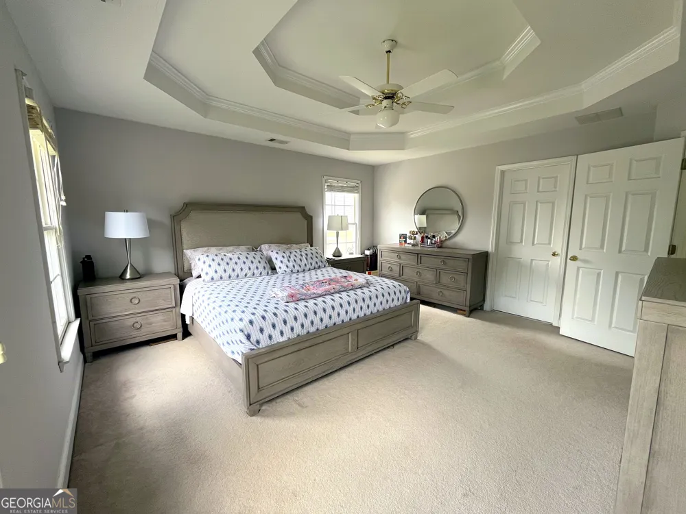 3884 Meandering WAY SW Lilburn, GA 30047