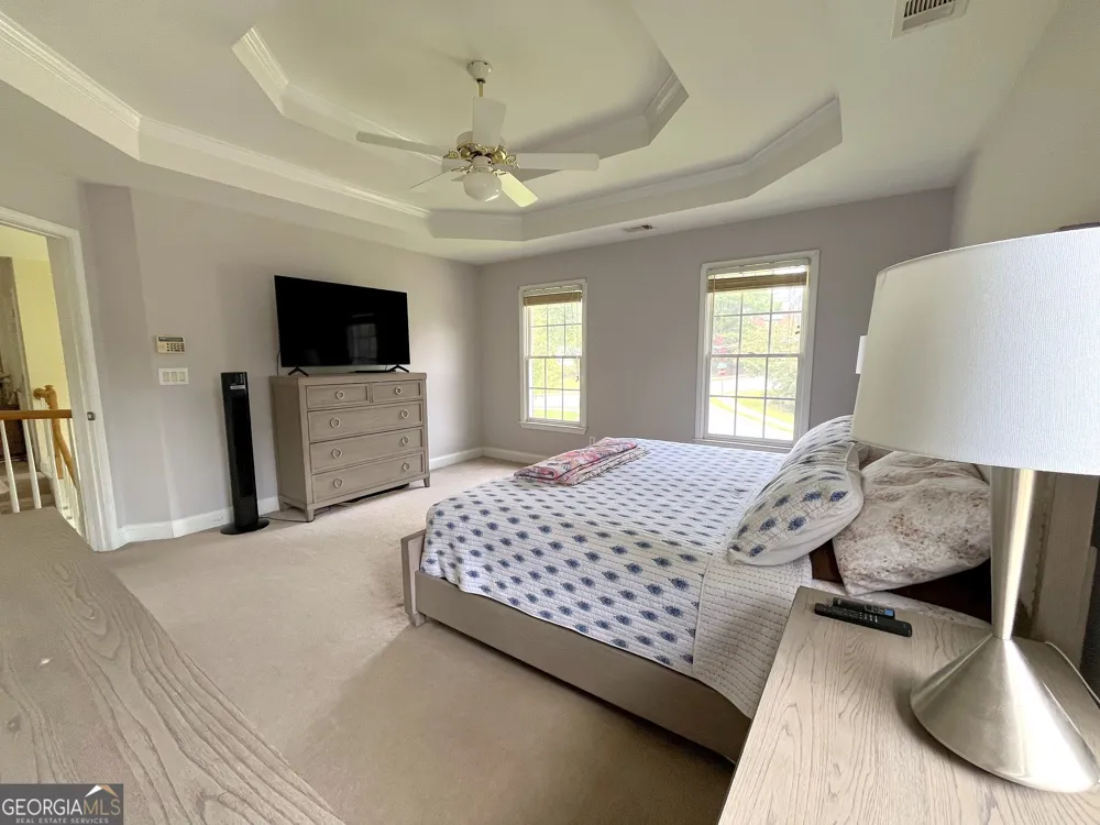 3884 Meandering WAY SW Lilburn, GA 30047