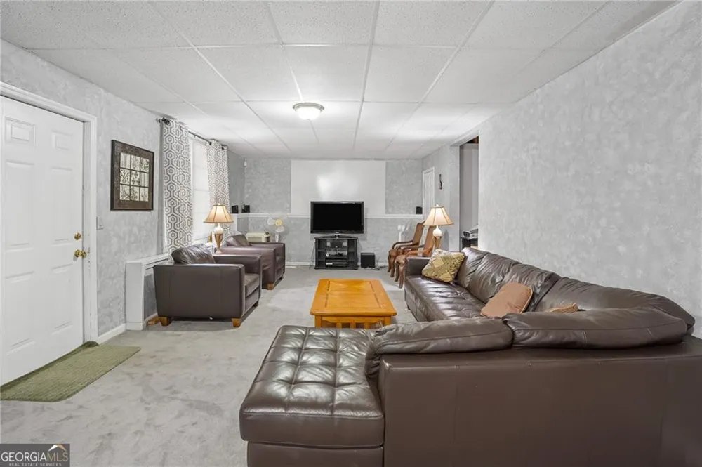 3884 Meandering WAY SW Lilburn, GA 30047