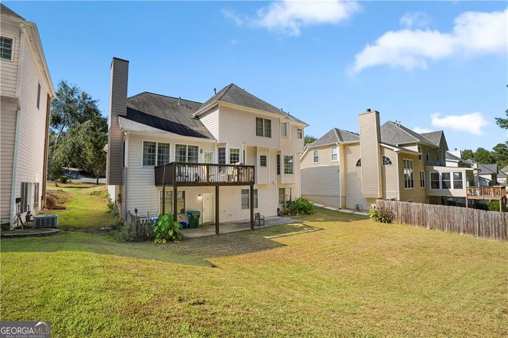 3884 Meandering WAY SW Lilburn, GA 30047