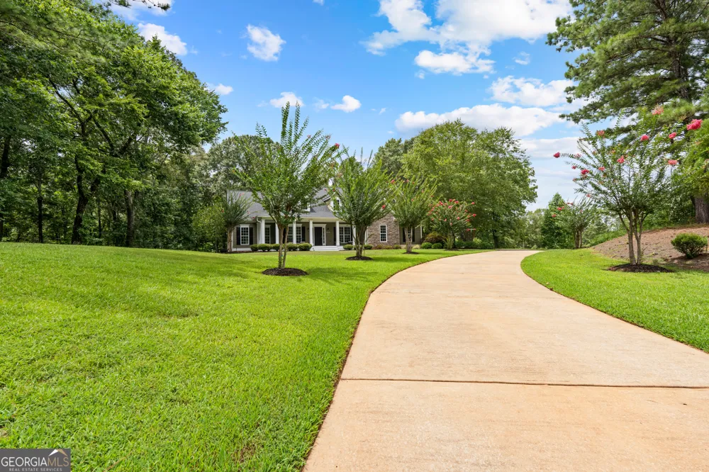 285 Huckaby RD Brooks, GA 30205