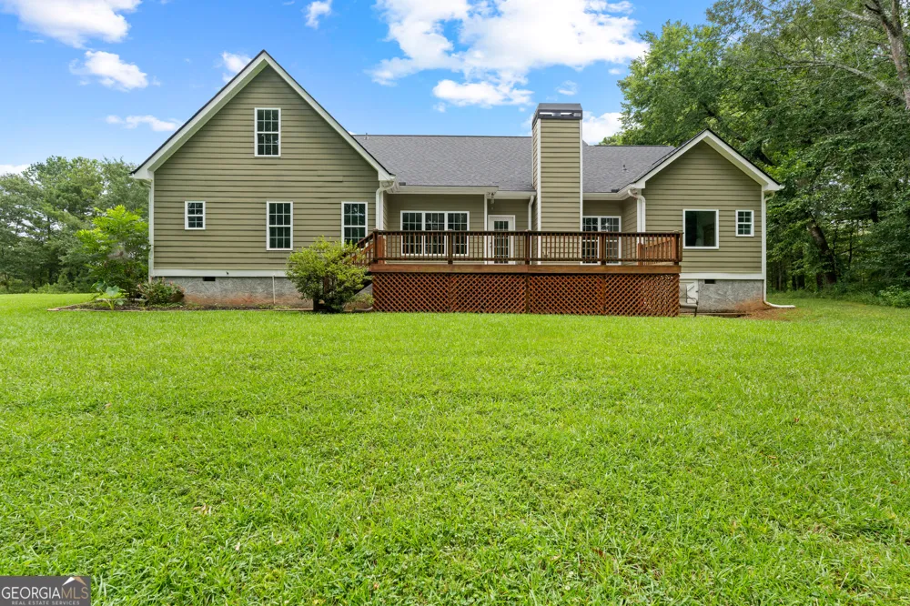 285 Huckaby RD Brooks, GA 30205