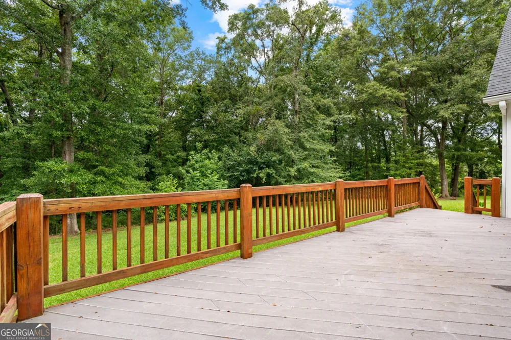 285 Huckaby RD Brooks, GA 30205
