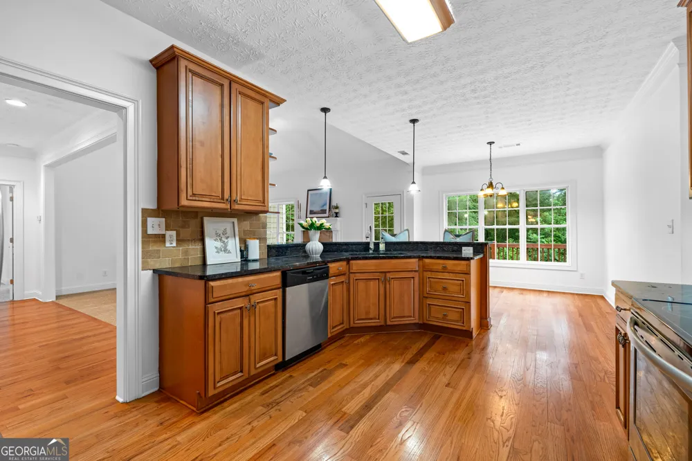 285 Huckaby RD Brooks, GA 30205