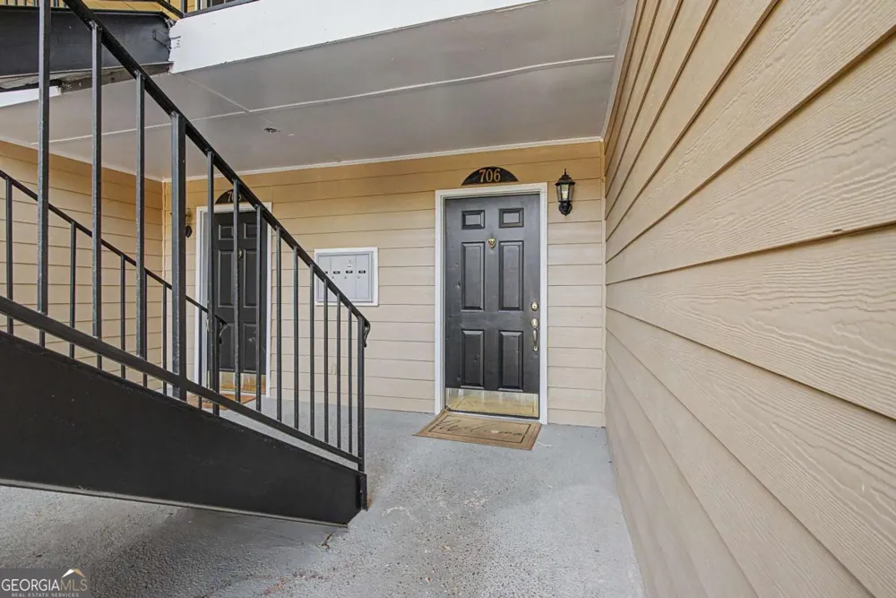 706 Brighton PT Sandy Springs, GA 30328